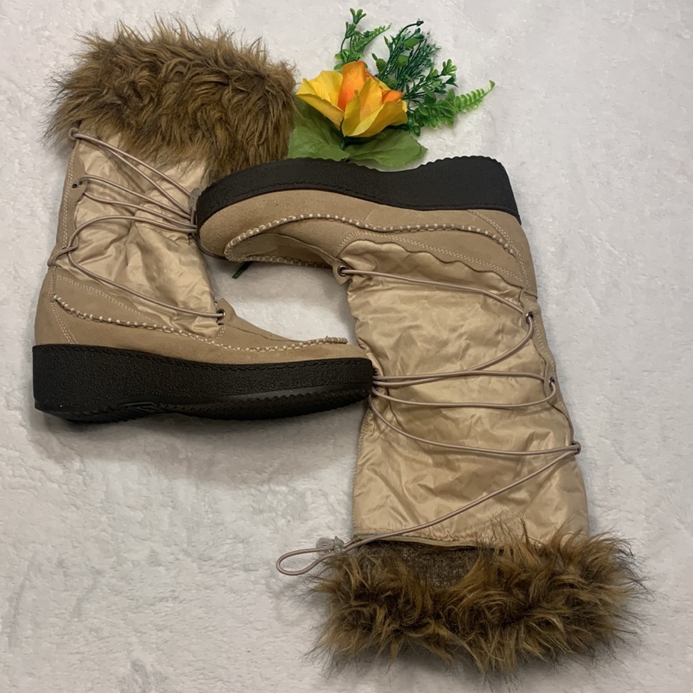 ๐น FLASH SALE ๐ฅVintage Steve Madden Sequall - Like New Suede & Nylon Boots โข EUC